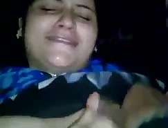 Mature Bhabhi Gets Fingered in Romantic Home Sex